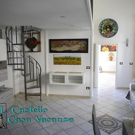 Il Castello Casa Vacanza Салерно Экстерьер фото