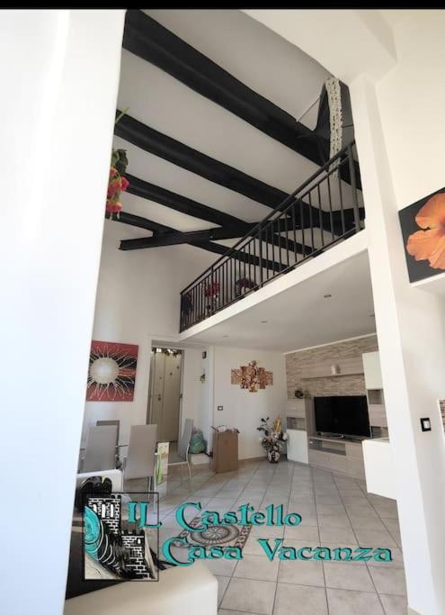Il Castello Casa Vacanza Салерно Экстерьер фото